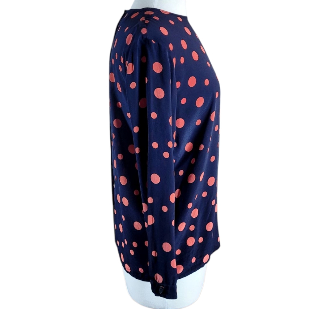 AKRIS Luxury Silk Crepe De Chine Button Back Navy Red Polka Dot Blouse Top 6 - Picture 5 of 12